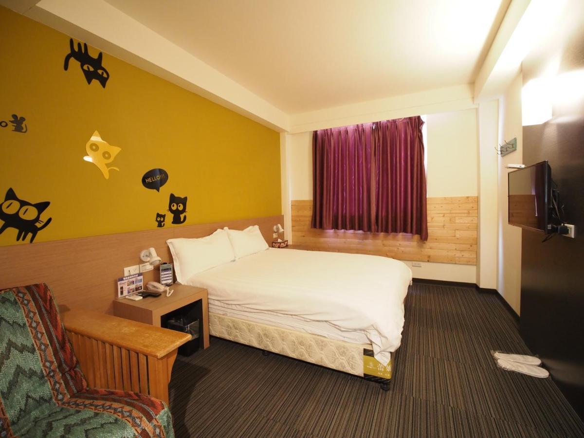 Breeze And Waves Hostel Jinning Exterior photo