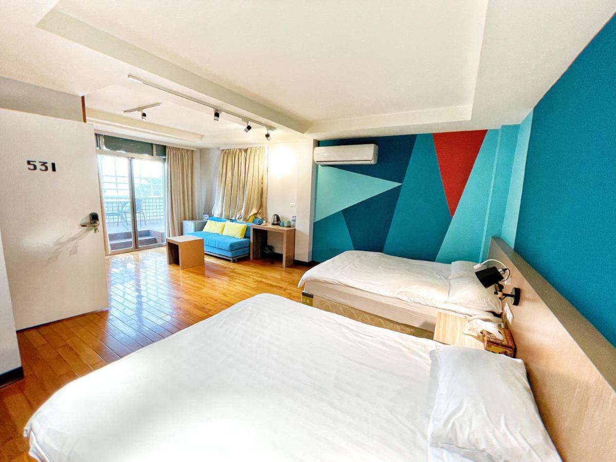 Breeze And Waves Hostel Jinning Exterior photo